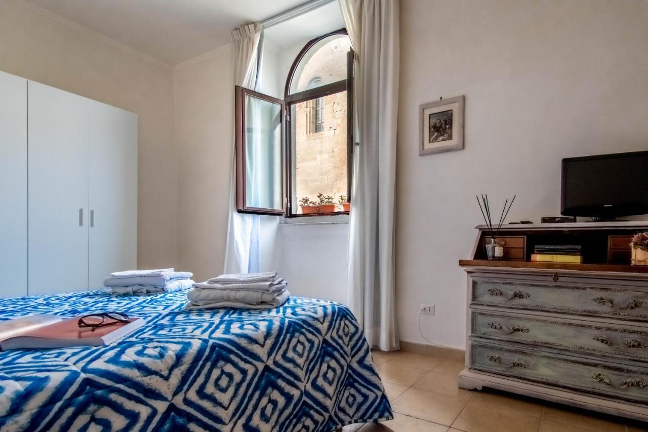 Appartamento Piazza Santa Maria Nuova Viterbo Exterior foto