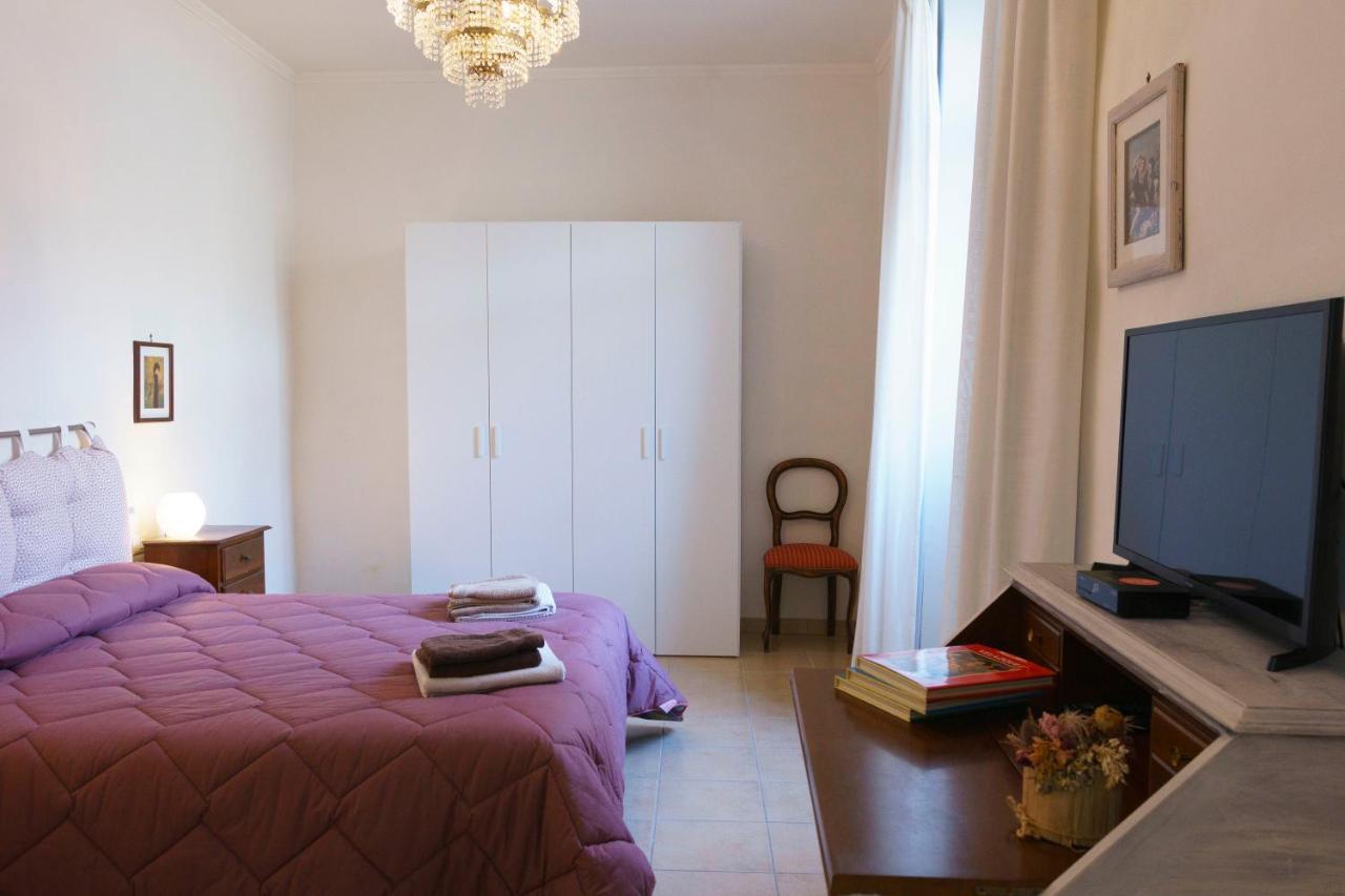 Appartamento Piazza Santa Maria Nuova Viterbo Exterior foto
