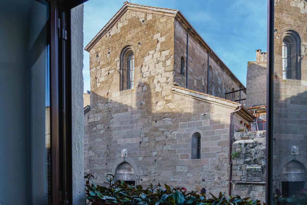 Appartamento Piazza Santa Maria Nuova Viterbo Exterior foto