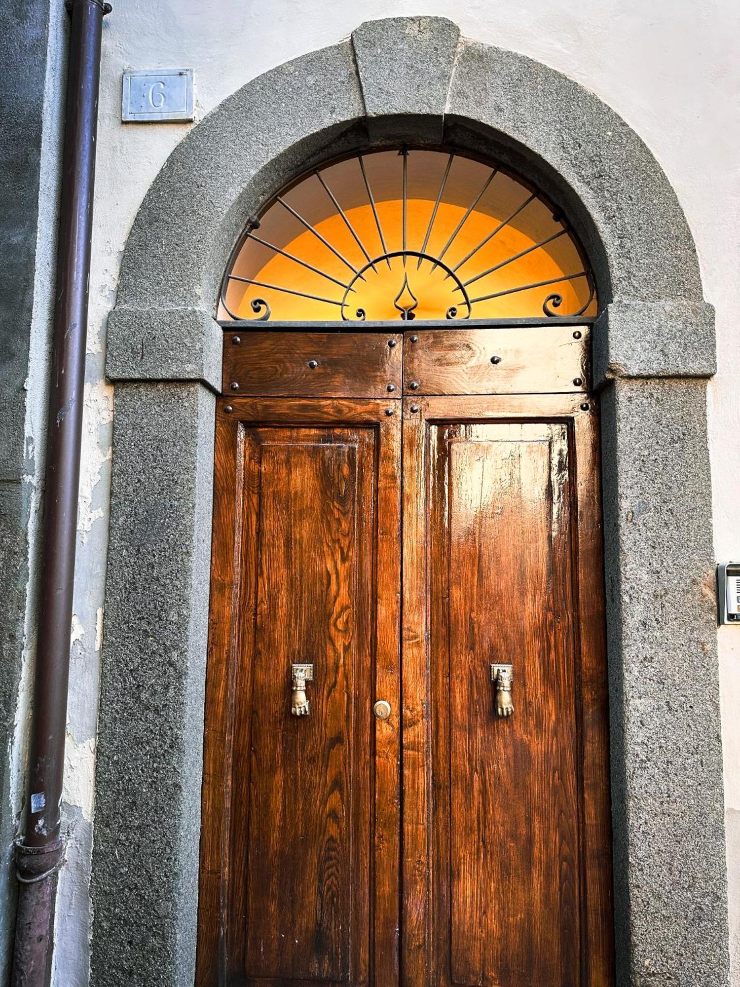 Appartamento Piazza Santa Maria Nuova Viterbo Exterior foto